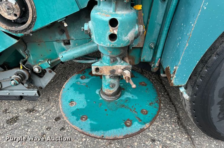 image for item EB2857 1996 Elgin Pelican series S sweeper