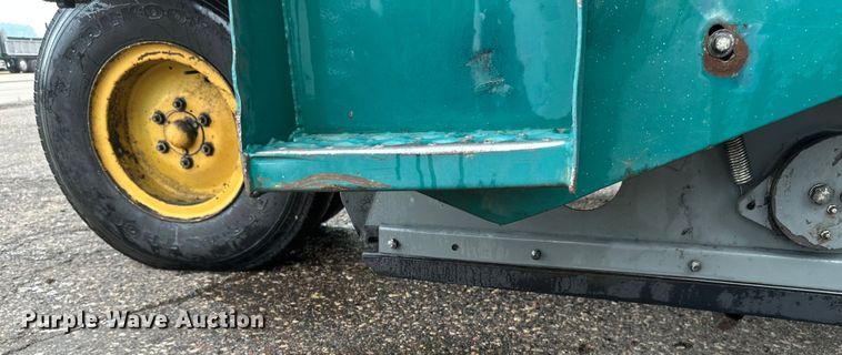 image for item EB2857 1996 Elgin Pelican series S sweeper