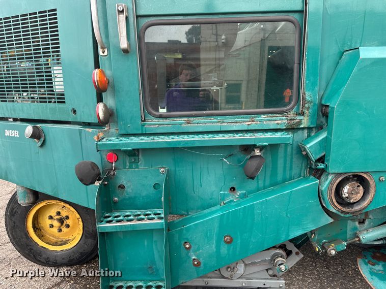 image for item EB2857 1996 Elgin Pelican series S sweeper