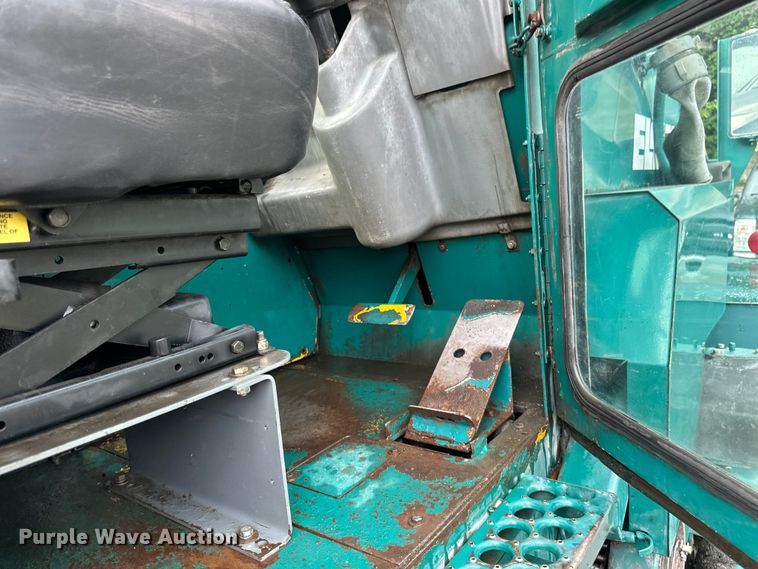 image for item EB2857 1996 Elgin Pelican series S sweeper