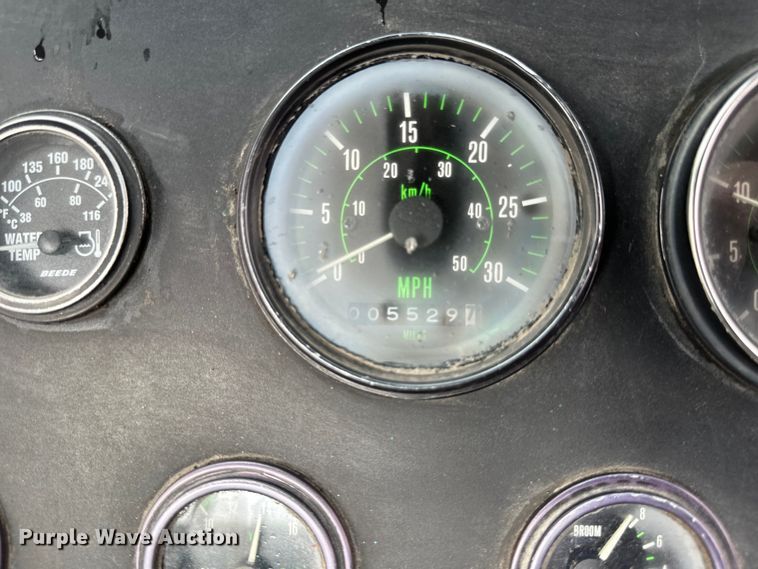 image for item EB2857 1996 Elgin Pelican series S sweeper