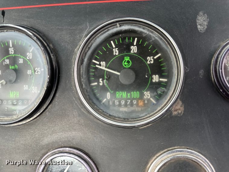 image for item EB2857 1996 Elgin Pelican series S sweeper