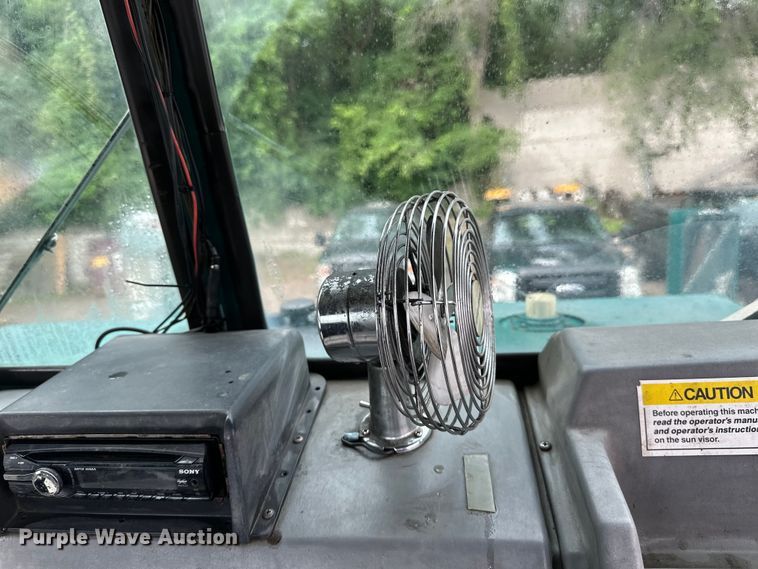 image for item EB2857 1996 Elgin Pelican series S sweeper