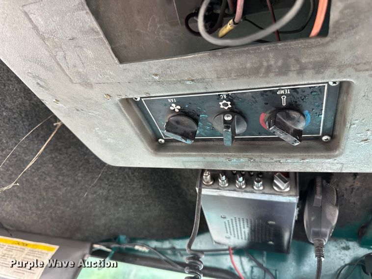 image for item EB2857 1996 Elgin Pelican series S sweeper