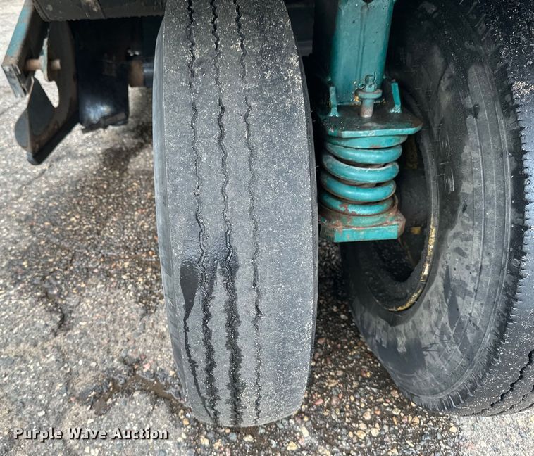 image for item EB2857 1996 Elgin Pelican series S sweeper