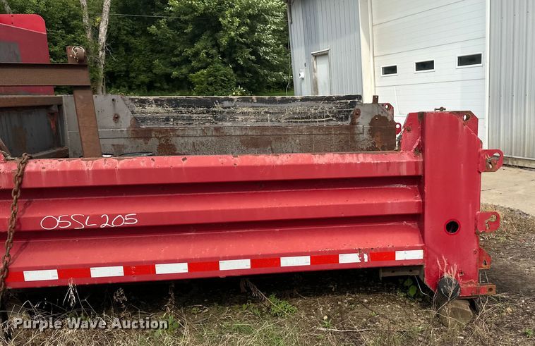 image for item EB2865 Dump bed
