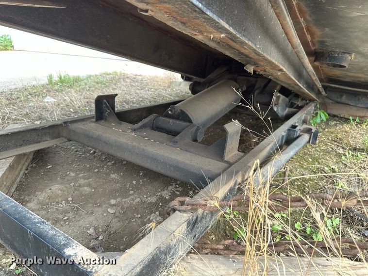 image for item EB2865 Dump bed