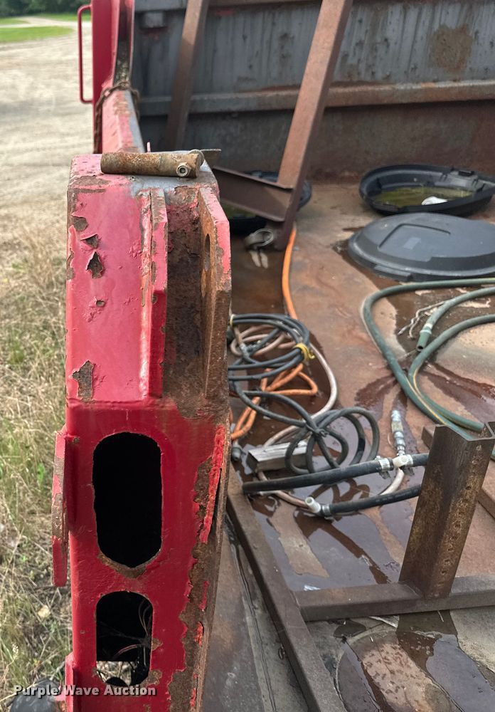 image for item EB2865 Dump bed