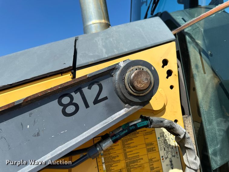 image for item EB2891 2013 John Deere 310SK backhoe