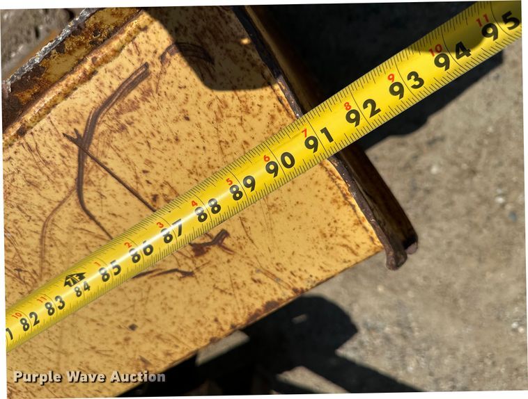 image for item EB2891 2013 John Deere 310SK backhoe