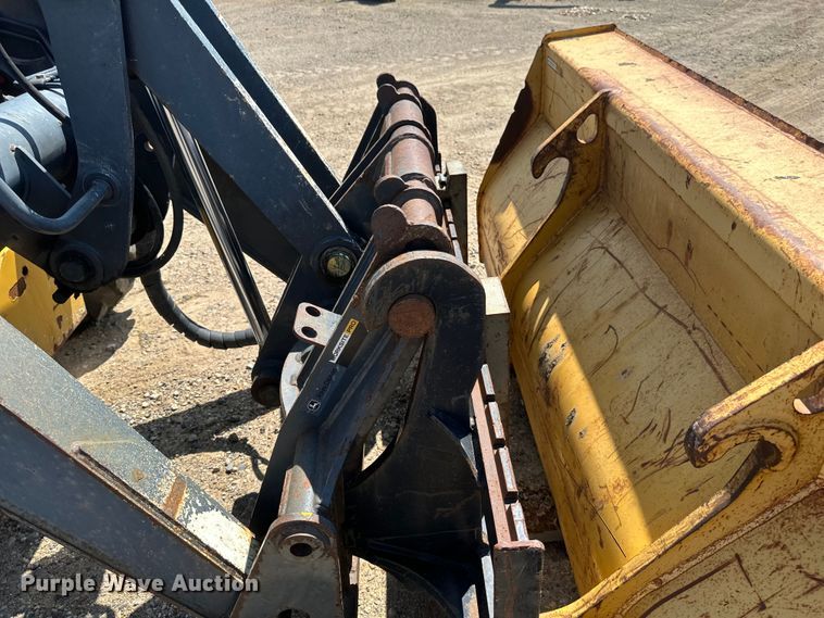 image for item EB2891 2013 John Deere 310SK backhoe