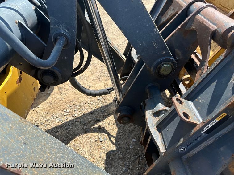 image for item EB2891 2013 John Deere 310SK backhoe