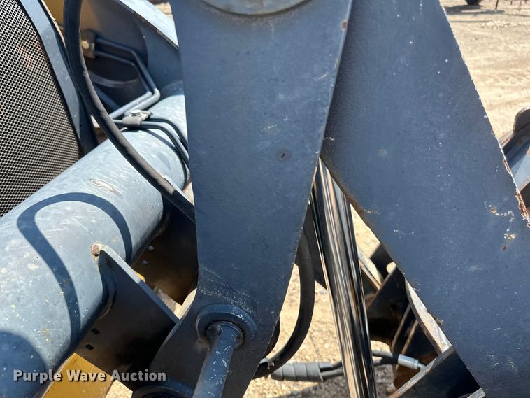 image for item EB2891 2013 John Deere 310SK backhoe