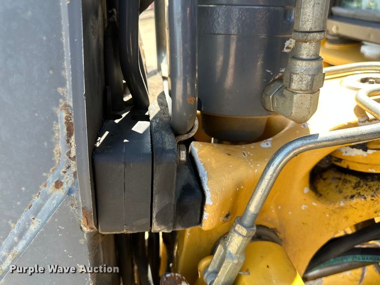 image for item EB2891 2013 John Deere 310SK backhoe