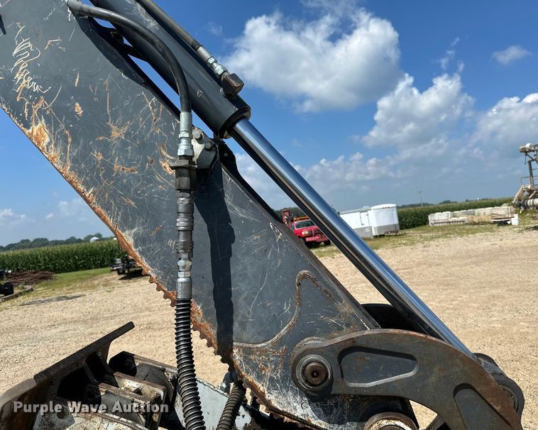 image for item EB2891 2013 John Deere 310SK backhoe