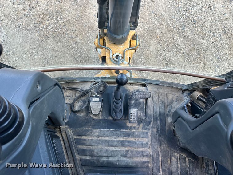 image for item EB2891 2013 John Deere 310SK backhoe