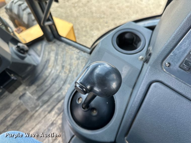 image for item EB2891 2013 John Deere 310SK backhoe