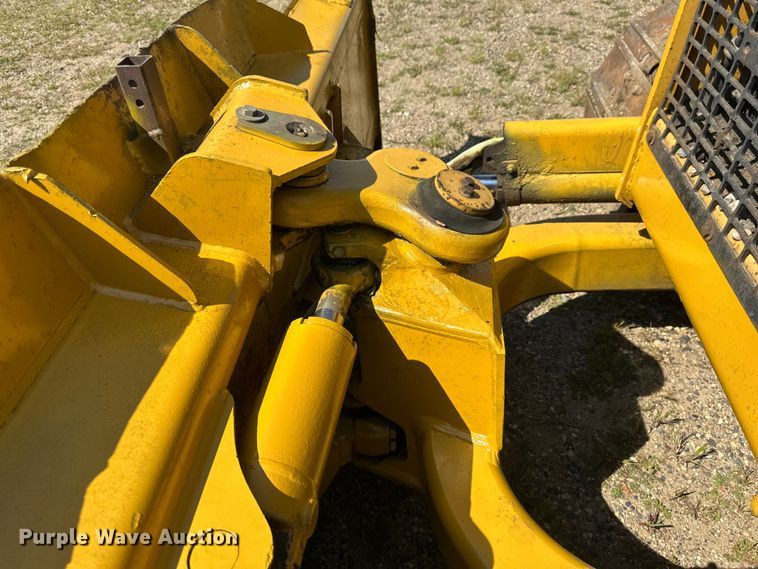 image for item EB2892 1994 John Deere 550G dozer