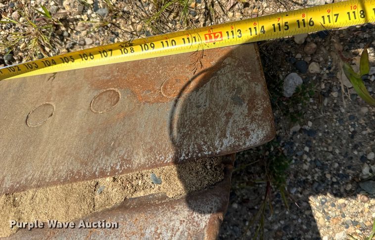 image for item EB2892 1994 John Deere 550G dozer