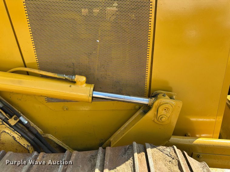 image for item EB2892 1994 John Deere 550G dozer