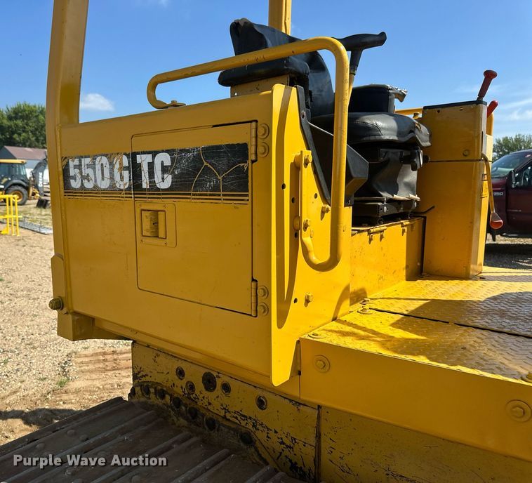 image for item EB2892 1994 John Deere 550G dozer