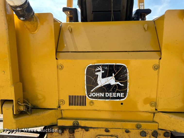 image for item EB2892 1994 John Deere 550G dozer