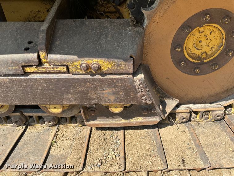 image for item EB2892 1994 John Deere 550G dozer