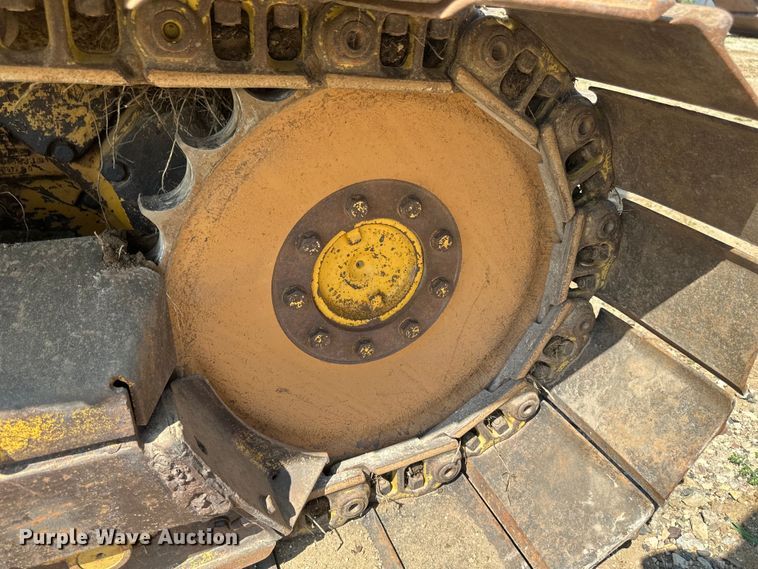 image for item EB2892 1994 John Deere 550G dozer