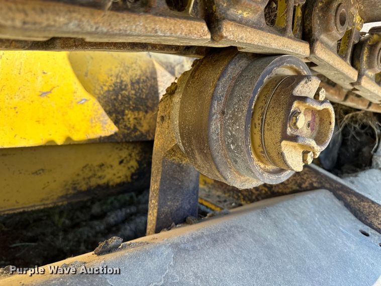 image for item EB2892 1994 John Deere 550G dozer