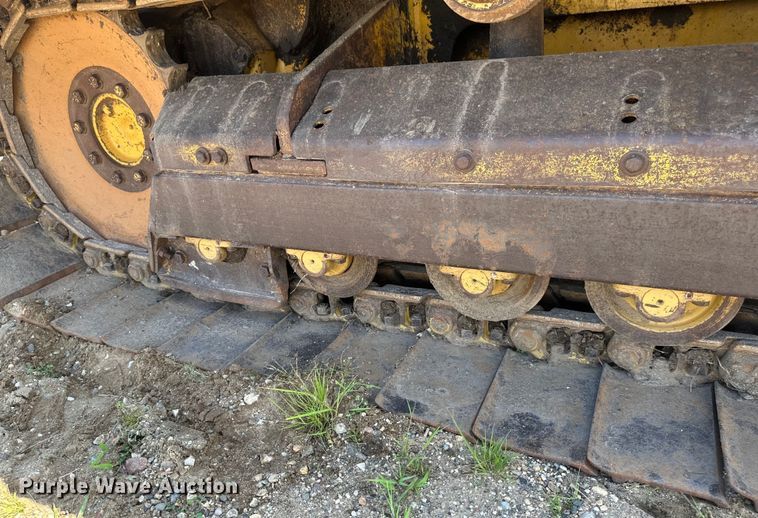 image for item EB2892 1994 John Deere 550G dozer