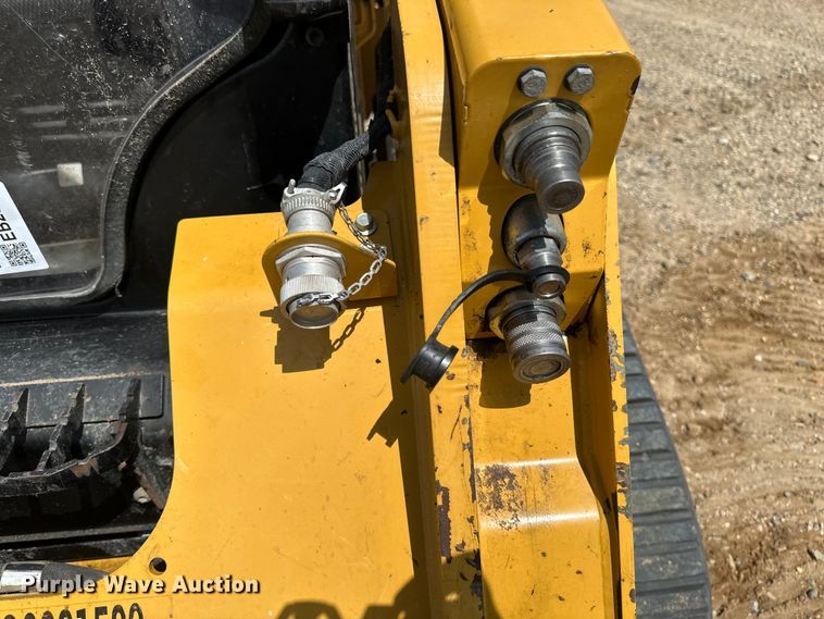 image for item EB2895 2023 Caterpillar 259D3 tracked skid steer loader