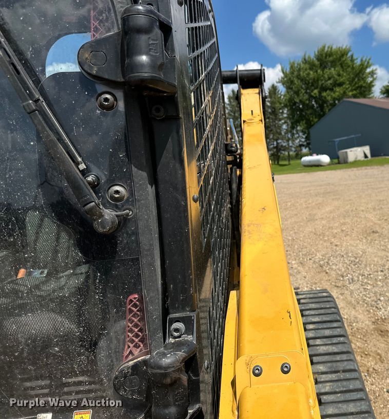 image for item EB2895 2023 Caterpillar 259D3 tracked skid steer loader