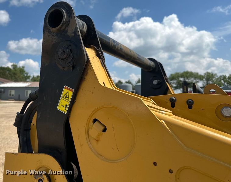 image for item EB2895 2023 Caterpillar 259D3 tracked skid steer loader