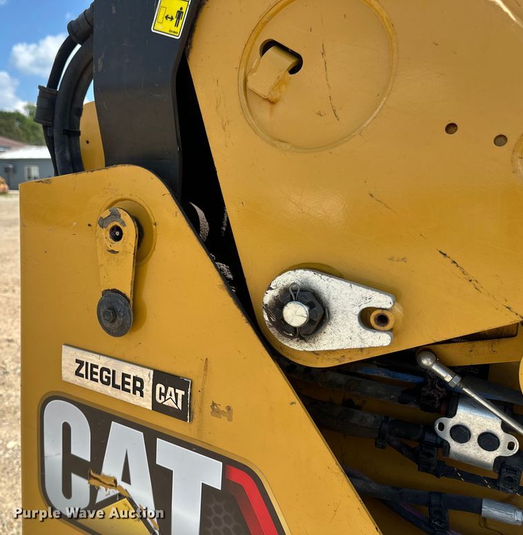 image for item EB2895 2023 Caterpillar 259D3 tracked skid steer loader