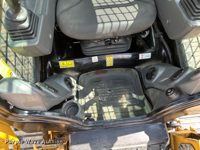 image for item EB2895 2023 Caterpillar 259D3 tracked skid steer loader