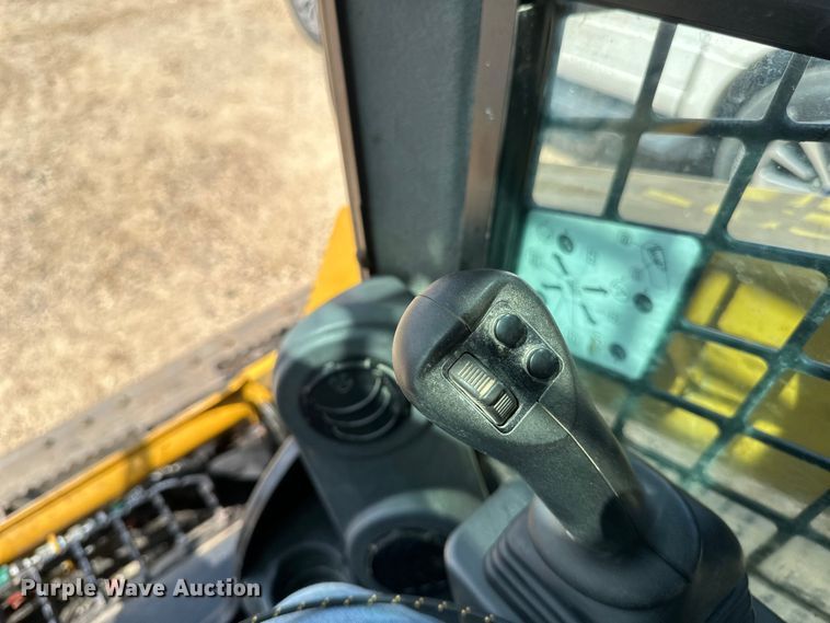 image for item EB2895 2023 Caterpillar 259D3 tracked skid steer loader