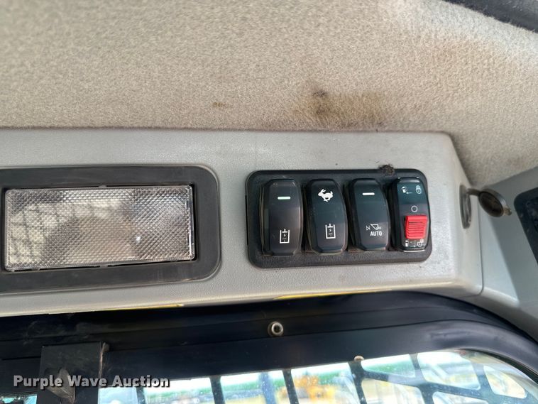 image for item EB2895 2023 Caterpillar 259D3 tracked skid steer loader