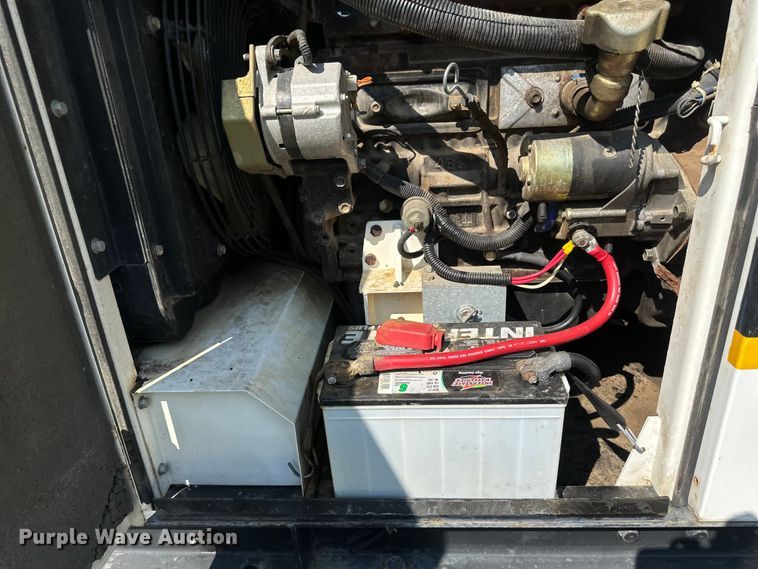 image for item EB2898 2002 MQ Whisper Watt DCA-45SSIUII generator