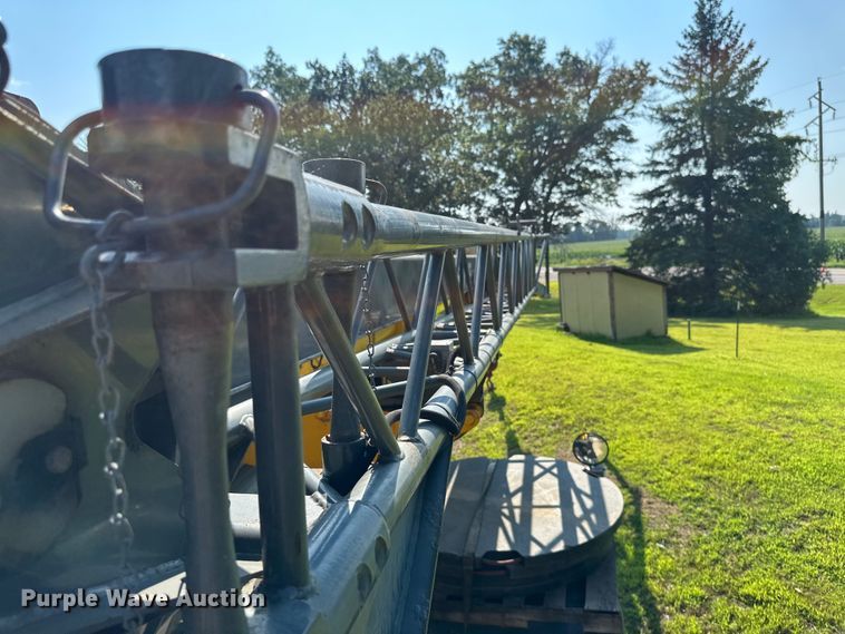 image for item EB2899 2006 Grove RT700E crane