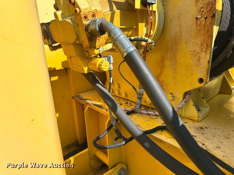 image for item EB2899 2006 Grove RT700E crane