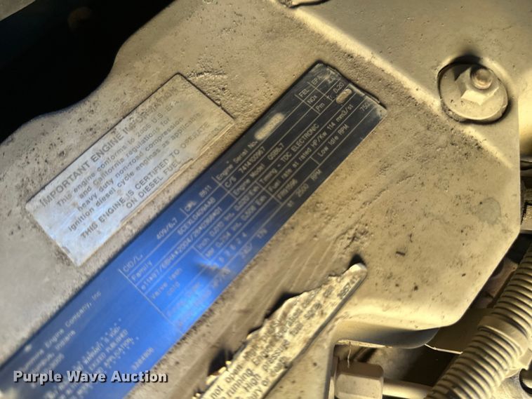 image for item EB2899 2006 Grove RT700E crane