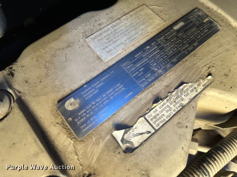 image for item EB2899 2006 Grove RT700E crane