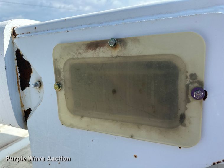 image for item EB2901 2001 Ford F750 forestry bucket truck