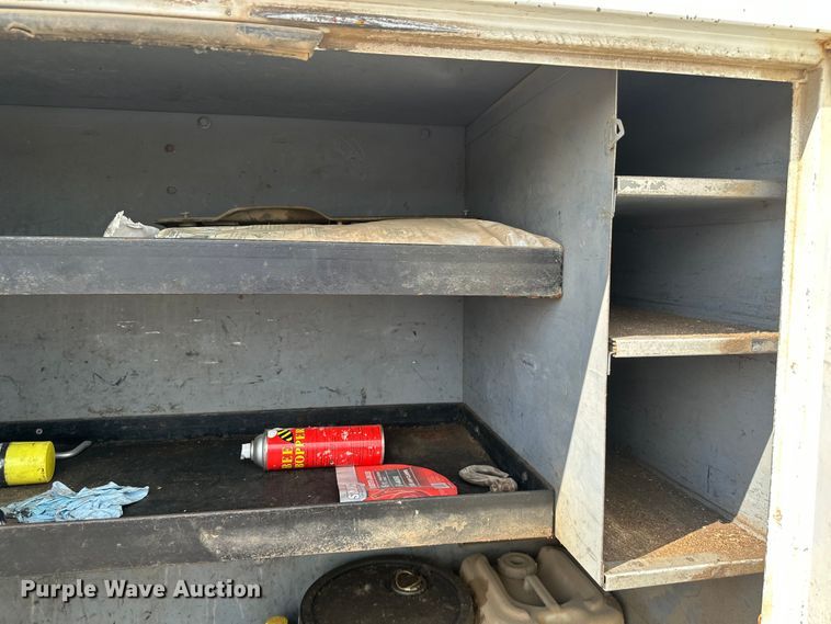 image for item EB2901 2001 Ford F750 forestry bucket truck