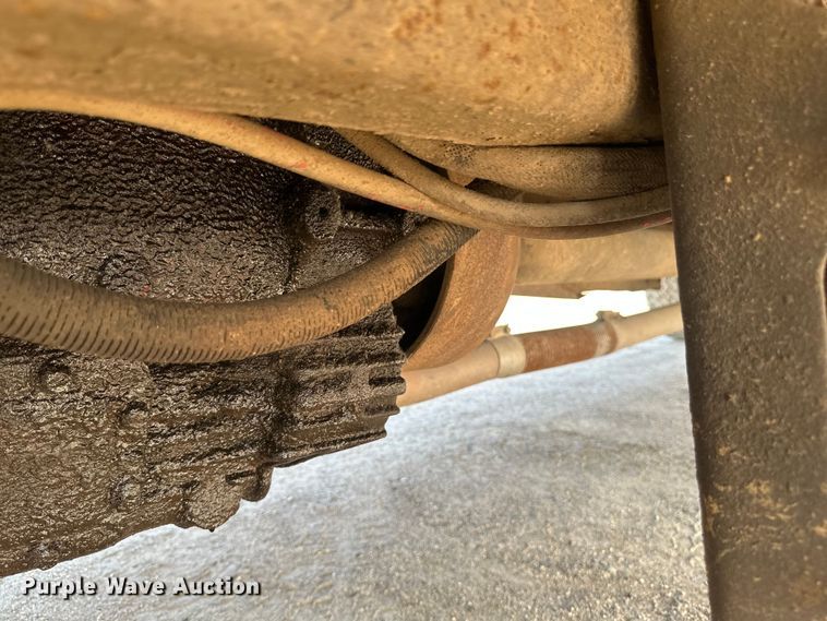 image for item EB2901 2001 Ford F750 forestry bucket truck