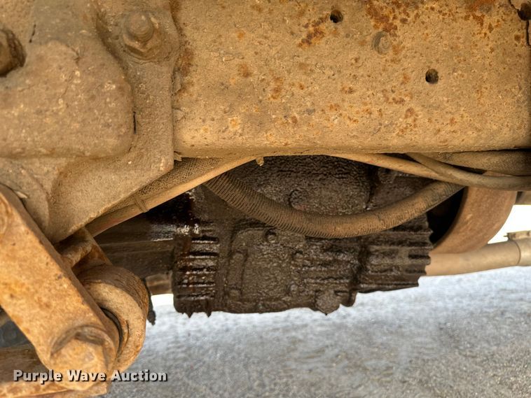 image for item EB2901 2001 Ford F750 forestry bucket truck