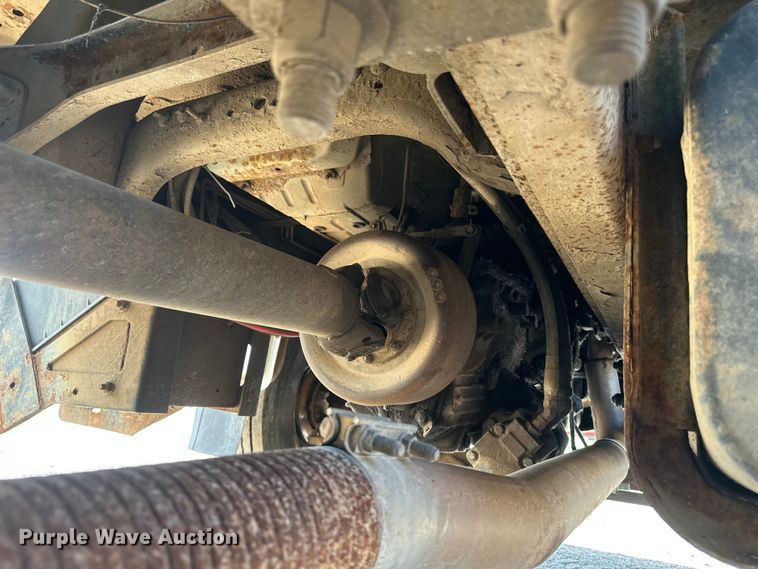 image for item EB2901 2001 Ford F750 forestry bucket truck