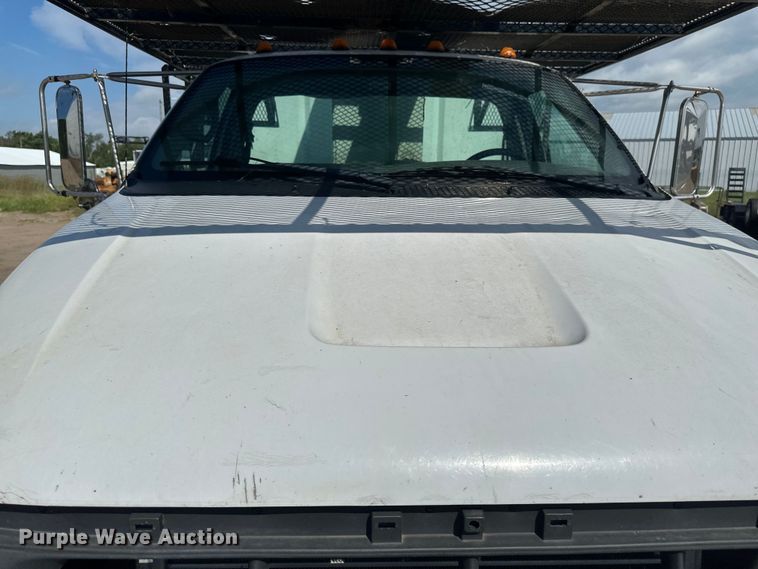 image for item EB2901 2001 Ford F750 forestry bucket truck