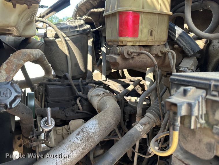 image for item EB2901 2001 Ford F750 forestry bucket truck