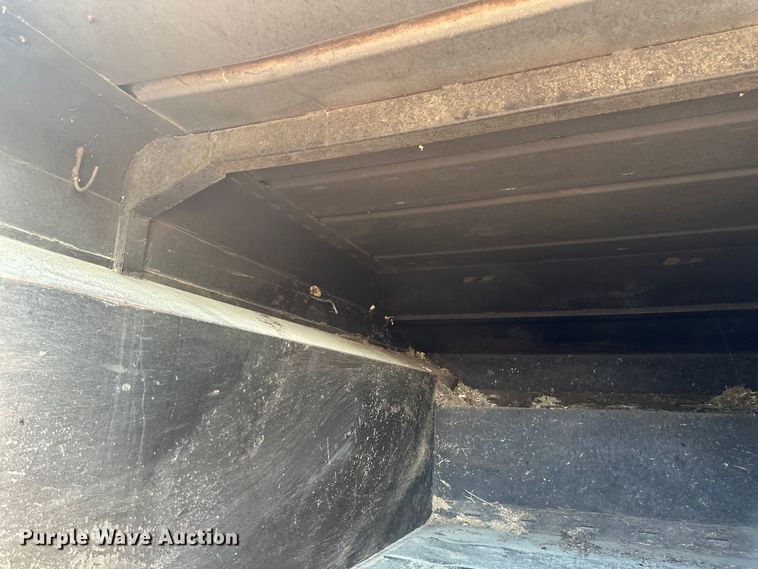 image for item EB2902 2000 Ford F650 forestry bucket truck